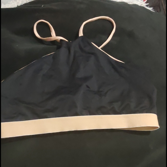 CALI DREAMING SCULPOR TOP-XSSIZE 1BLACK &CREAM - Picture 6 of 8